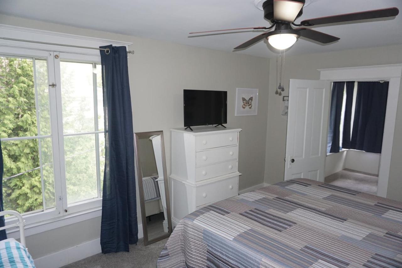 مبيت وإفطار Charlevoix House - The Northside المظهر الخارجي الصورة