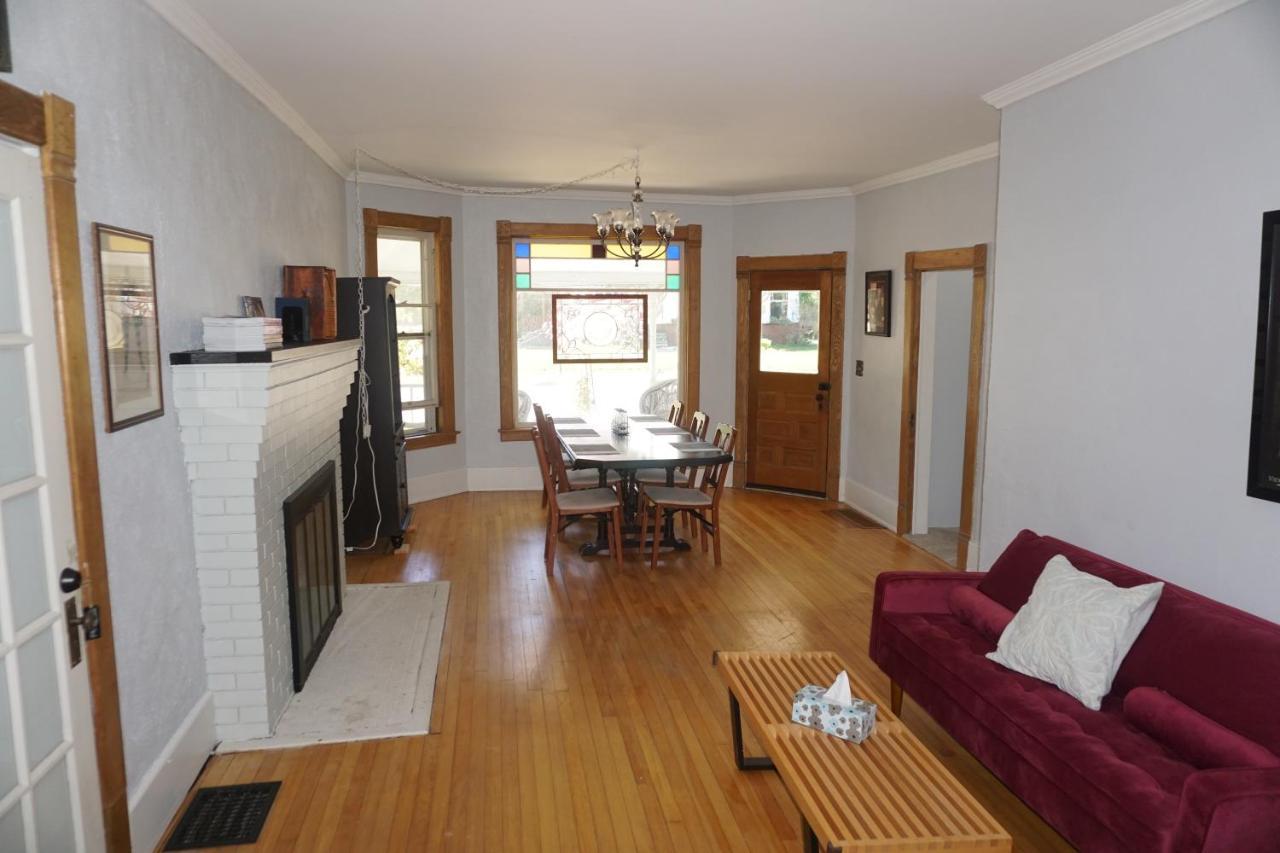 مبيت وإفطار Charlevoix House - The Northside المظهر الخارجي الصورة