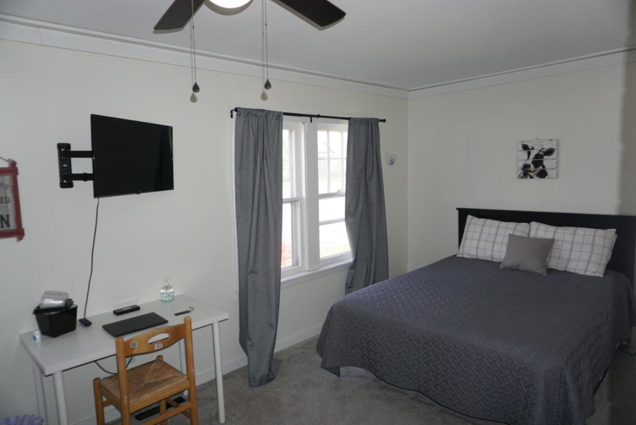 مبيت وإفطار Charlevoix House - The Northside المظهر الخارجي الصورة
