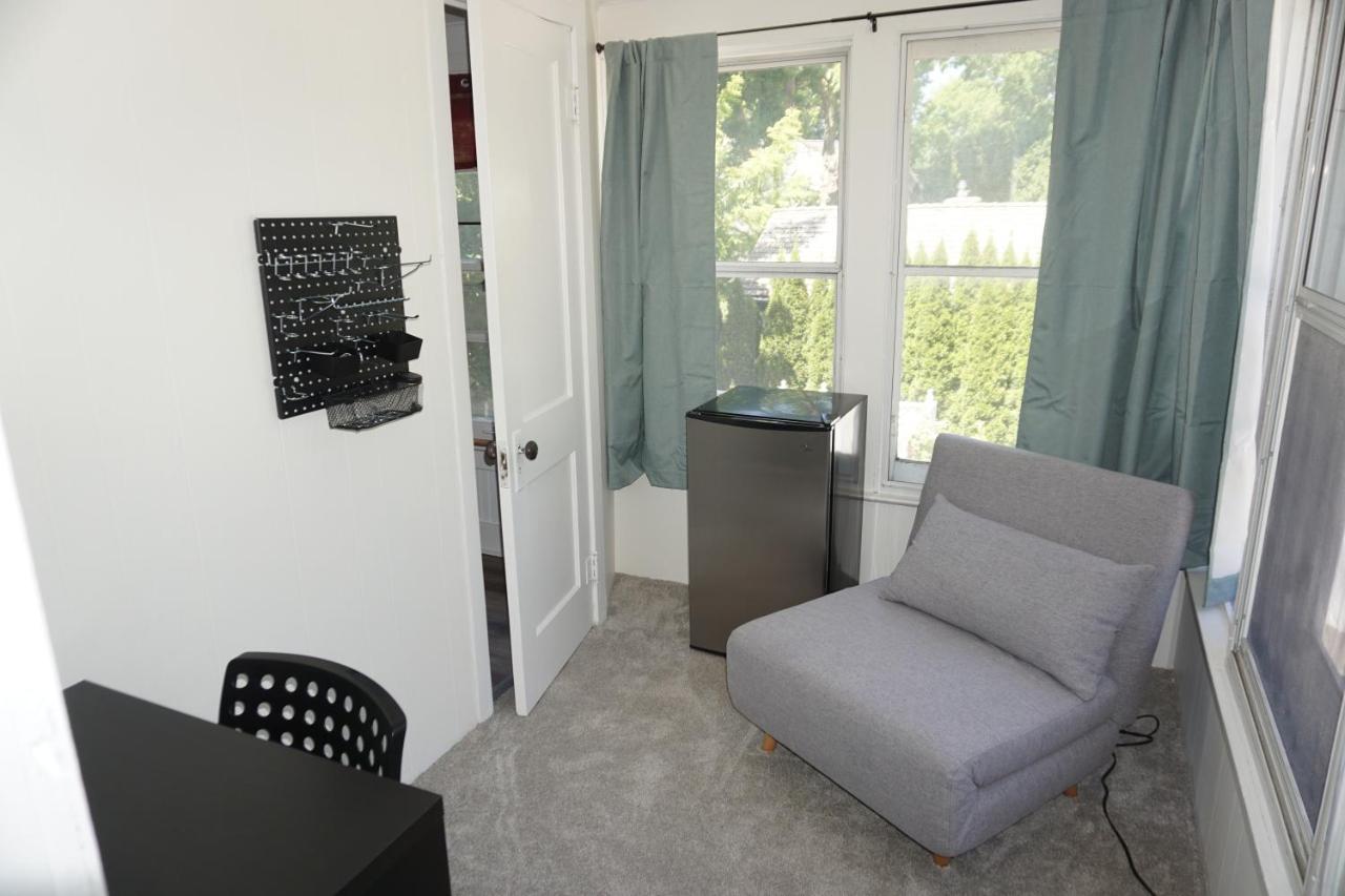 مبيت وإفطار Charlevoix House - The Northside المظهر الخارجي الصورة